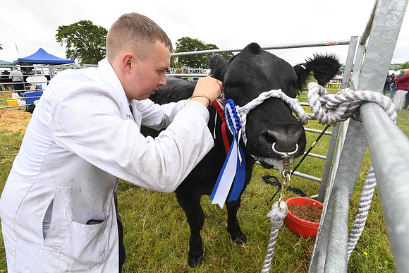svp_pho_310525lesmahagow_150
